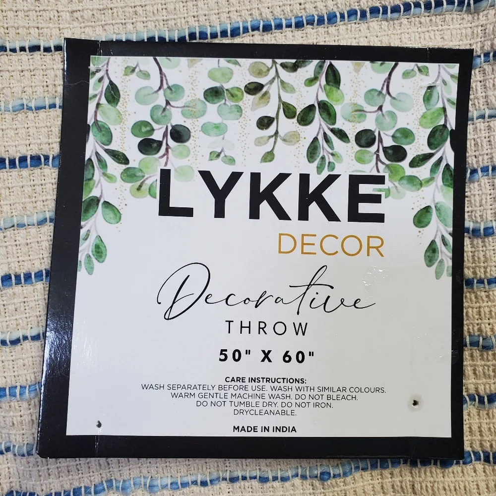 NWT Lykke Decor Decorative Throw Blanket